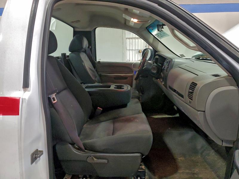 Photo 10 from auction – 2011 CHEVROLET SILVERADO with VIN 1GCNCPEAXBZ375772