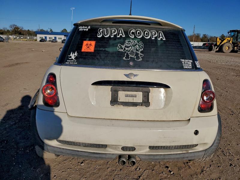 Photo 6 from auction – 2006 MINI COOPER with VIN WMWRE33536TJ36905