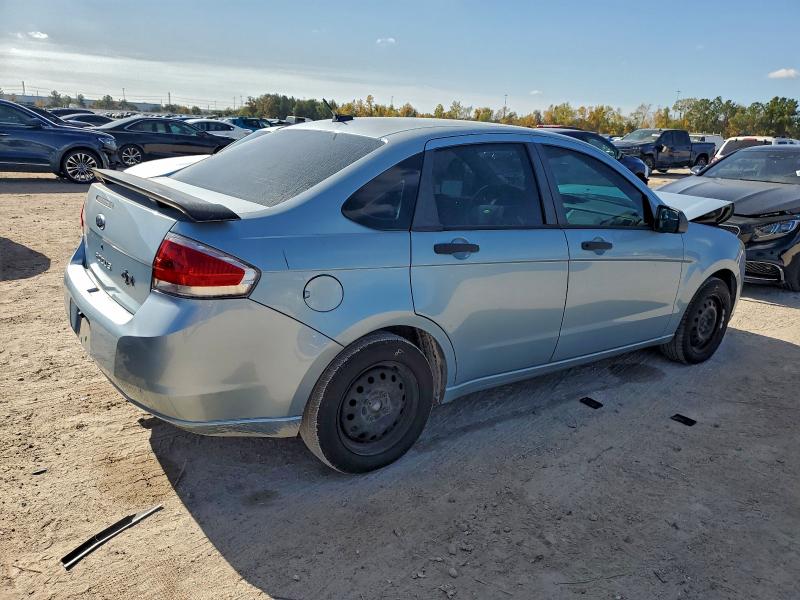 Photo 3 from auction – 2009 FORD FOCUS S with VIN 1FAHP34N89W103043