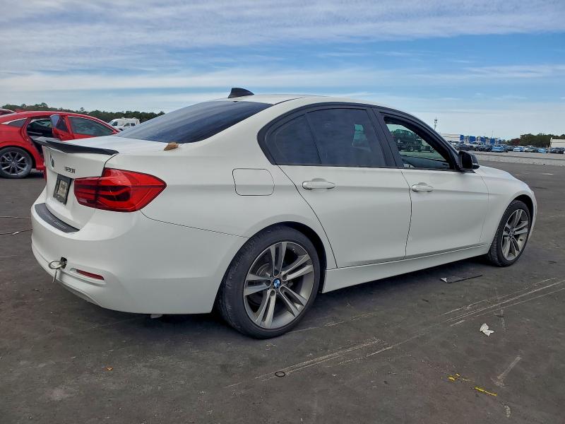 Photo 3 from auction – 2018 BMW 320 I with VIN WBA8A9C59JAH14037