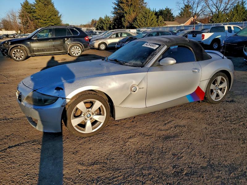 BMW Z4 3.0 2004 with VIN 4USBT53504LU08453 - Photo from auction