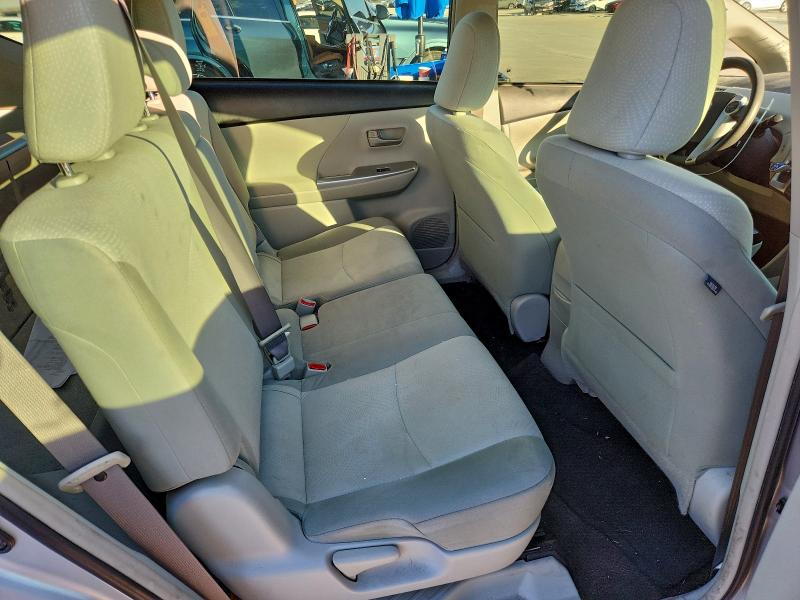 Photo 10 from auction – 2014 TOYOTA PRIUS V with VIN JTDZN3EU8E3325832