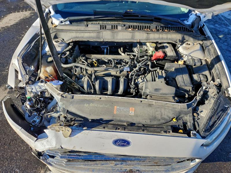Photo 11 from auction – 2016 FORD FUSION SE with VIN 3FA6P0H74GR299984