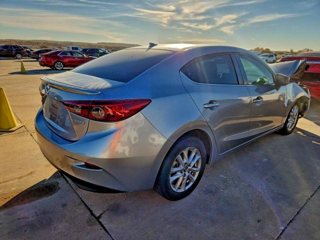 Photo 3 from auction – 2016 MAZDA 3 with VIN JM1BM1W74G1337301