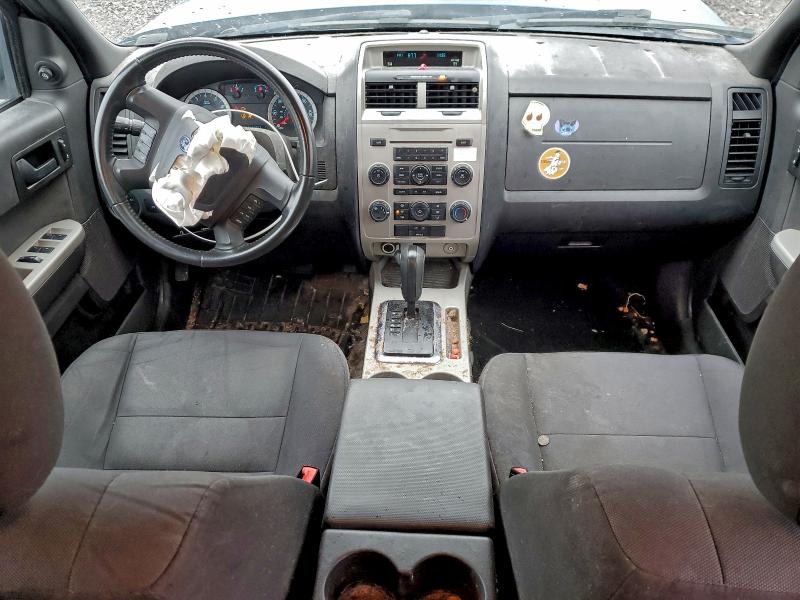 Photo 8 from auction – 2011 FORD ESCAPE XLT with VIN 1FMCU0DG4BKA32557