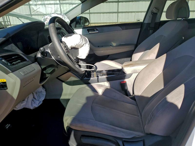Photo 7 from auction – 2016 HYUNDAI SONATA SE with VIN 5NPE24AF9GH371424