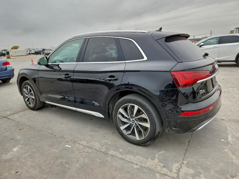 Photo 2 from auction – 2021 AUDI Q5 PREMIUM with VIN WA1BAAFY8M2024897
