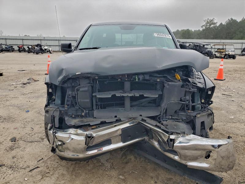 Photo 5 from auction – 2016 RAM 1500 SLT with VIN 1C6RR7GT2GS384388