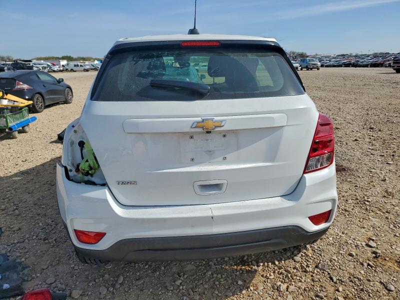 Photo 6 from auction – 2018 CHEVROLET TRAX LS with VIN KL7CJKSB1JB524183