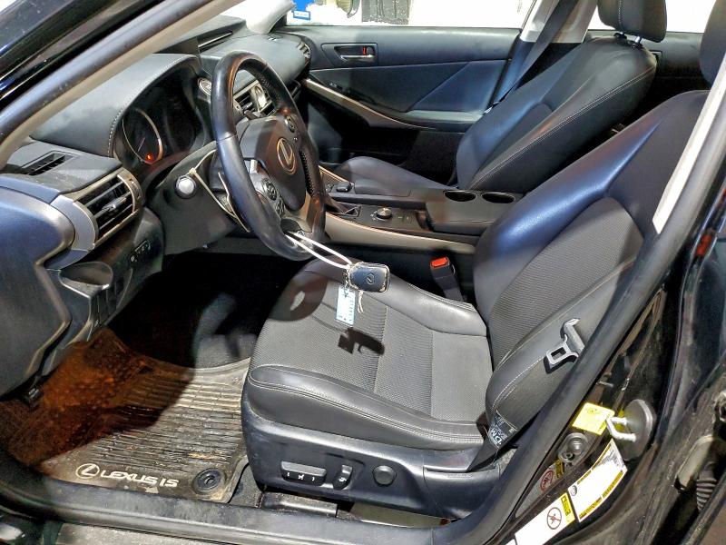 Photo 7 from auction – 2016 LEXUS IS 300 with VIN JTHCM1D27G5012306