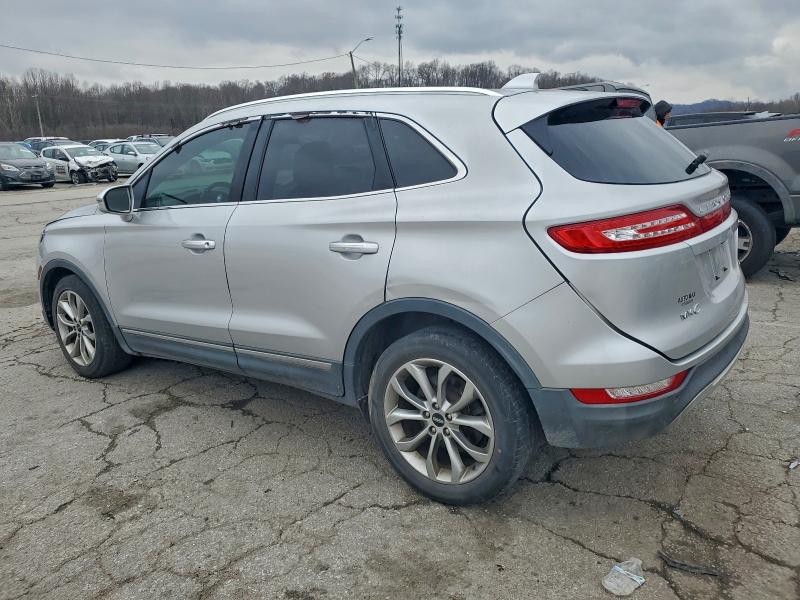Photo 2 from auction – 2018 LINCOLN MKC SELECT with VIN 5LMCJ2C92JUL29544