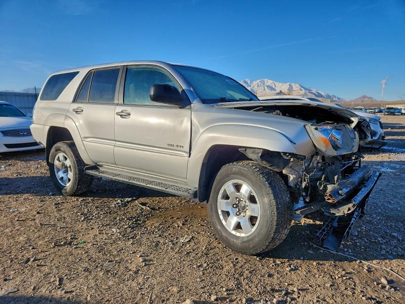 Photo 4 from auction – 2005 TOYOTA 4RUNNER SR with VIN JTEBT14R550052869