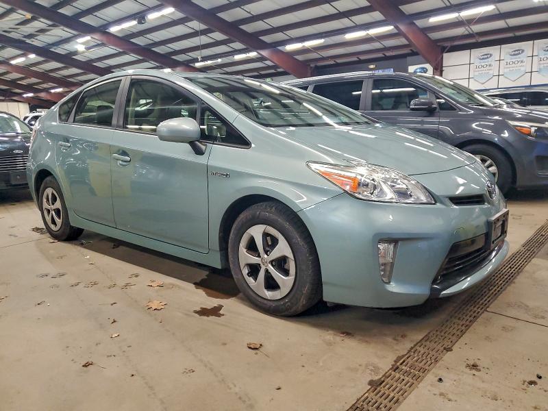 Photo 4 from auction – 2014 TOYOTA PRIUS with VIN JTDKN3DU9E1783829