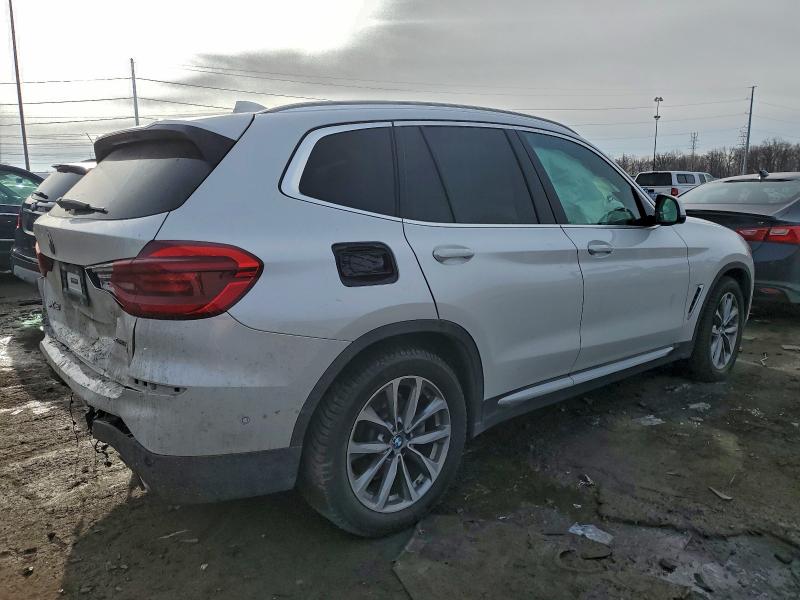 Photo 3 from auction – 2019 BMW X3 XDRIVE3 with VIN 5UXTR9C54KLR03606