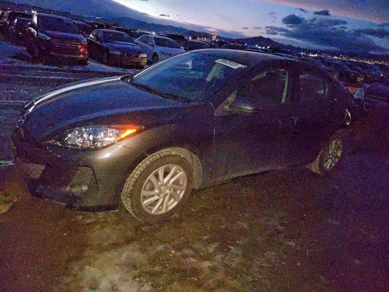 MAZDA 3 I 2012 with VIN JM1BL1V74C1532412 - Photo from auction