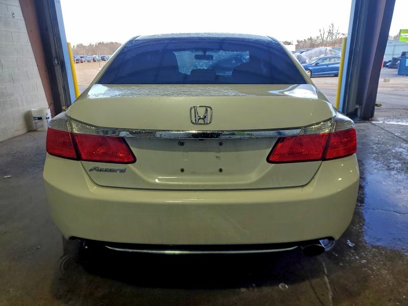 Photo 6 from auction – 2014 HONDA ACCORD LX with VIN 1HGCR2F32EA036999