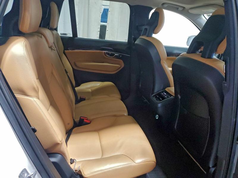 Photo 11 from auction – 2016 VOLVO XC90 T6 with VIN YV4A22PK0G1014550