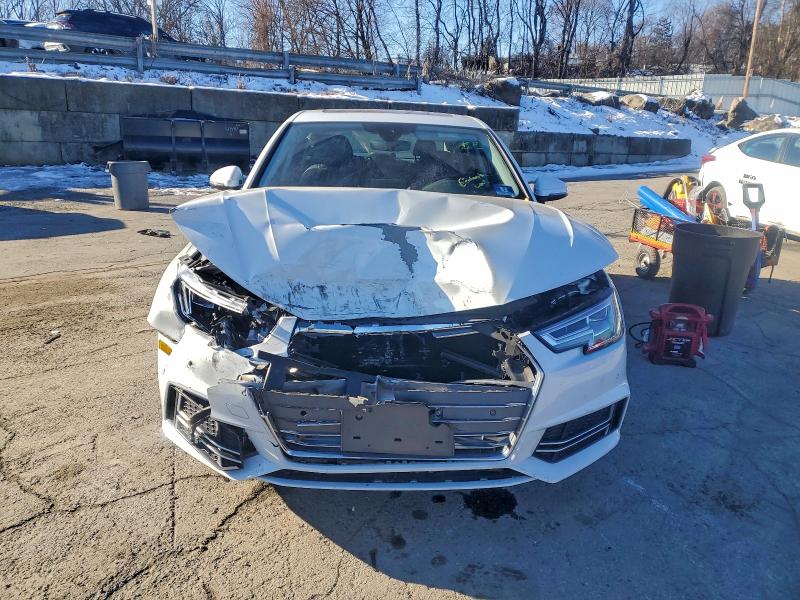 Photo 5 from auction – 2018 AUDI A4 PREMIUM with VIN WAUENAF43JA200788