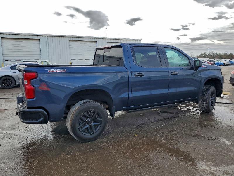 Photo 3 from auction – 2021 CHEVROLET SILVERADO with VIN 1GCPYFED2MZ251335
