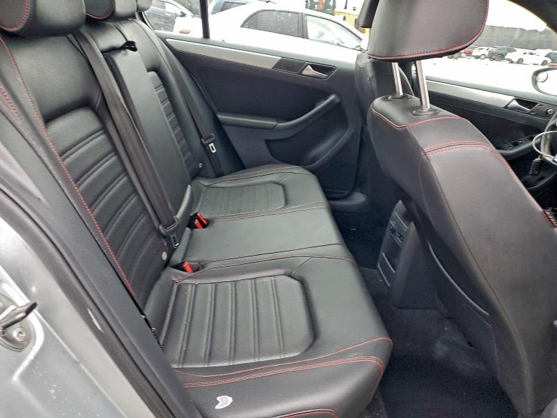 Photo 10 from auction – 2014 VOLKSWAGEN JETTA with VIN 3VW4S7AJ8EM211475