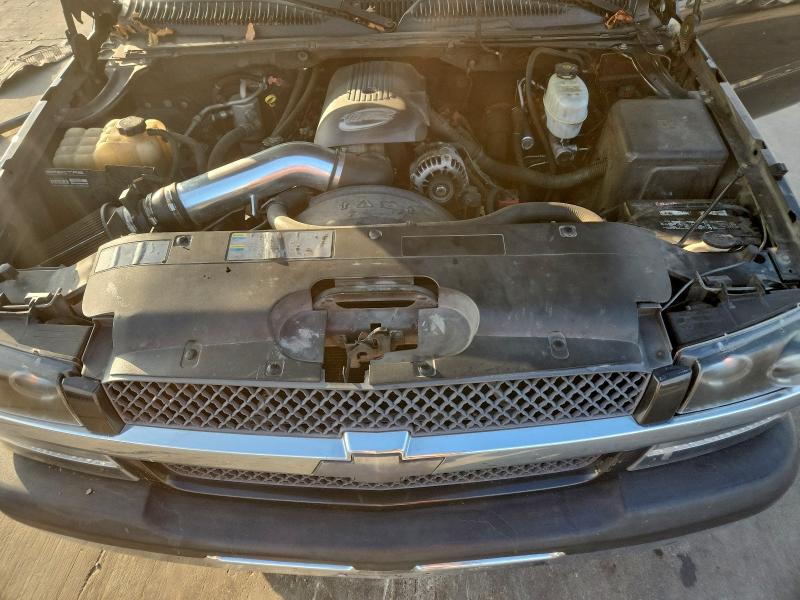 Photo 11 from auction – 2004 CHEVROLET AVALANCHE with VIN 3GNEC12T54G332714