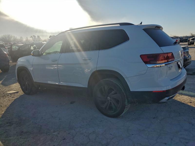 Photo 2 from auction – 2022 VOLKSWAGEN ATLAS with VIN 1V2KR2CA9NC517705