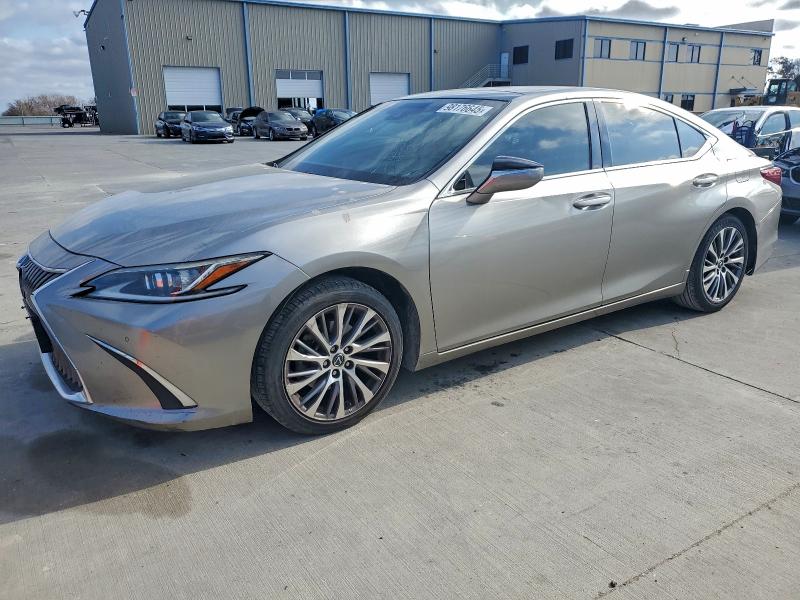 LEXUS ES 350 2019 with VIN 58ABZ1B17KU026122 - Photo from auction