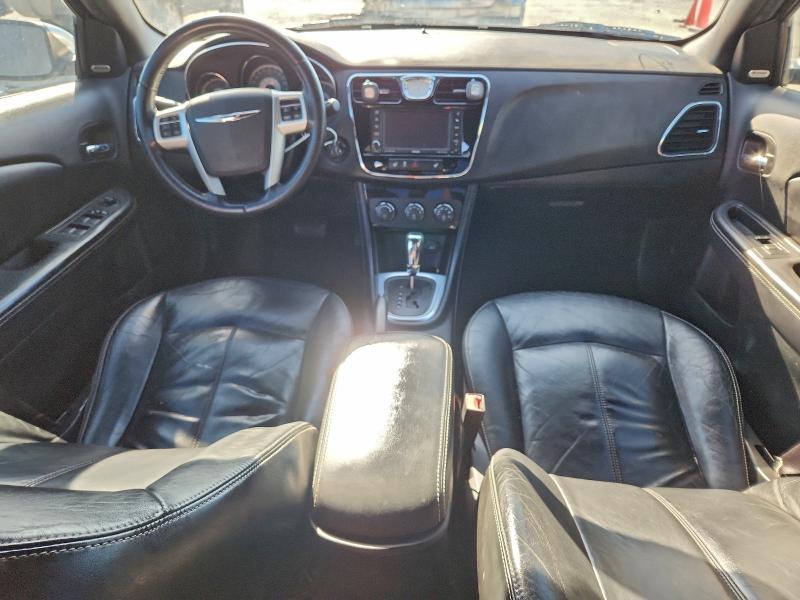Photo 8 from auction – 2013 CHRYSLER 200 LIMITE with VIN 1C3CCBCG9DN751944