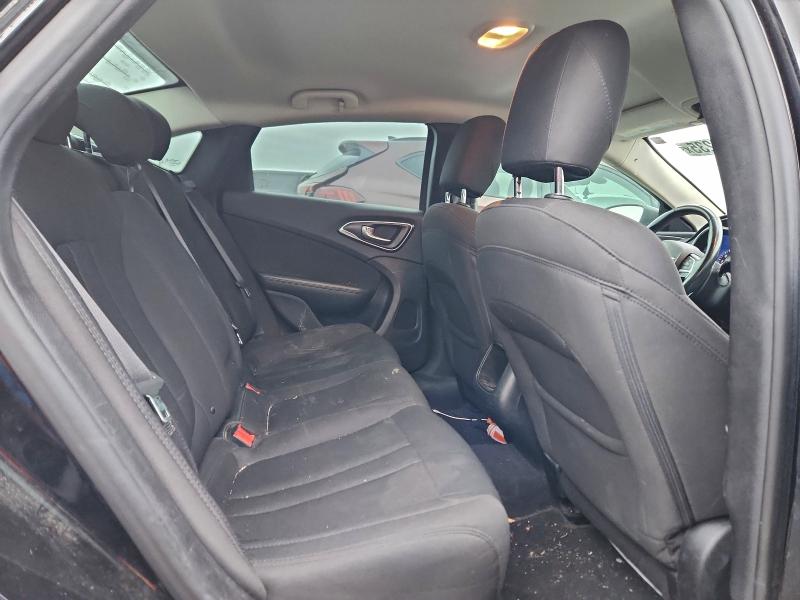 Photo 10 from auction – 2016 CHRYSLER 200 LIMITE with VIN 1C3CCCAB5GN105706
