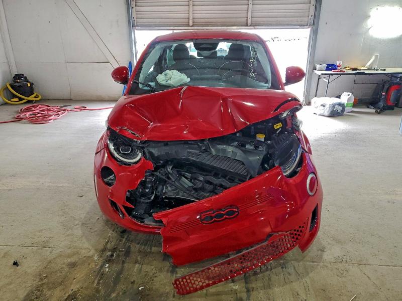 Photo 5 from auction – 2024 FIAT 500 E RED with VIN ZFAFFAA48RX209806