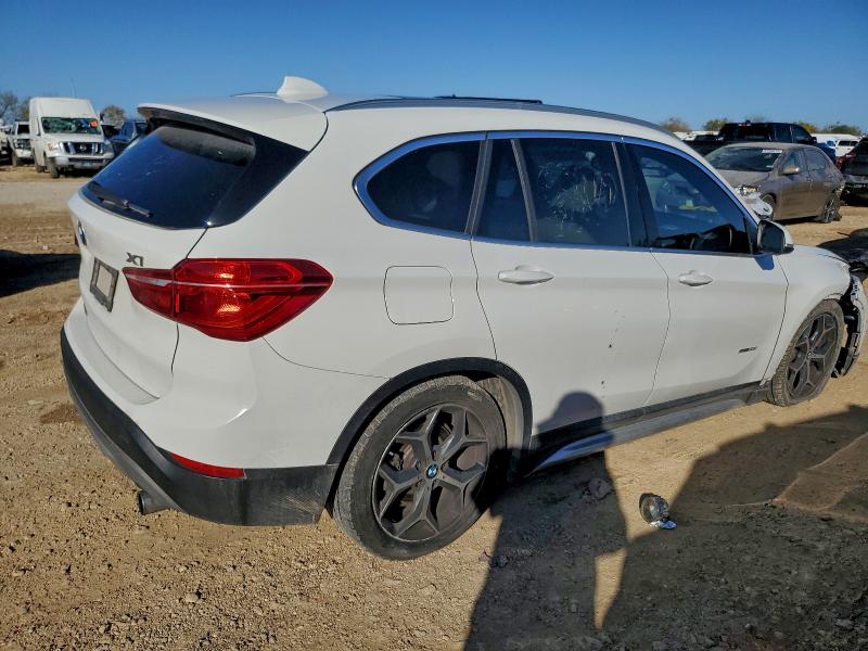 Photo 3 from auction – 2018 BMW X1 with VIN WBXHU7C39J5L05512