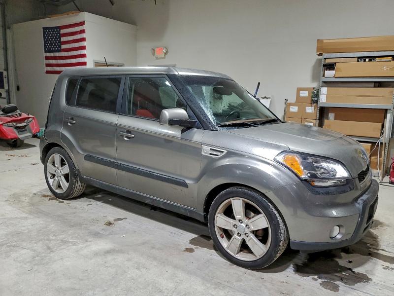 Photo 4 from auction – 2011 KIA SOUL + with VIN KNDJT2A21B7199254
