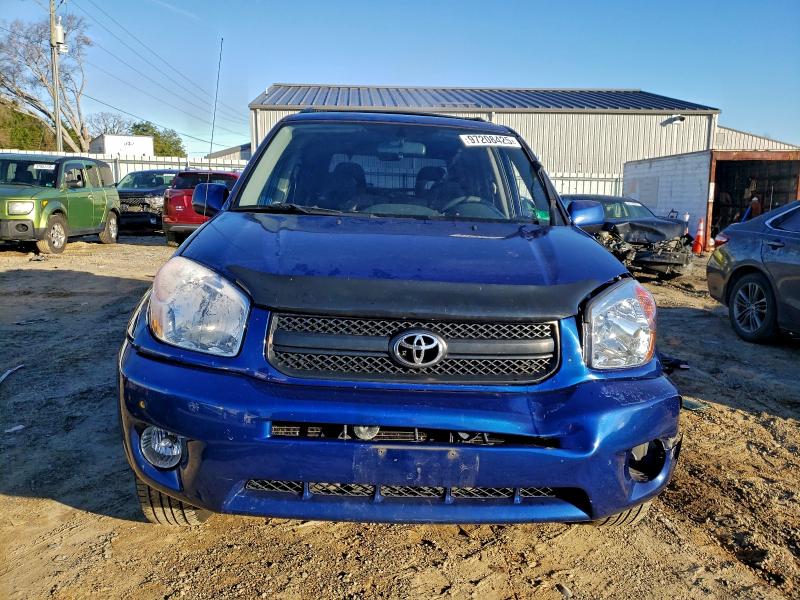 Photo 5 from auction – 2004 TOYOTA RAV4 with VIN JTEHD20V846009428