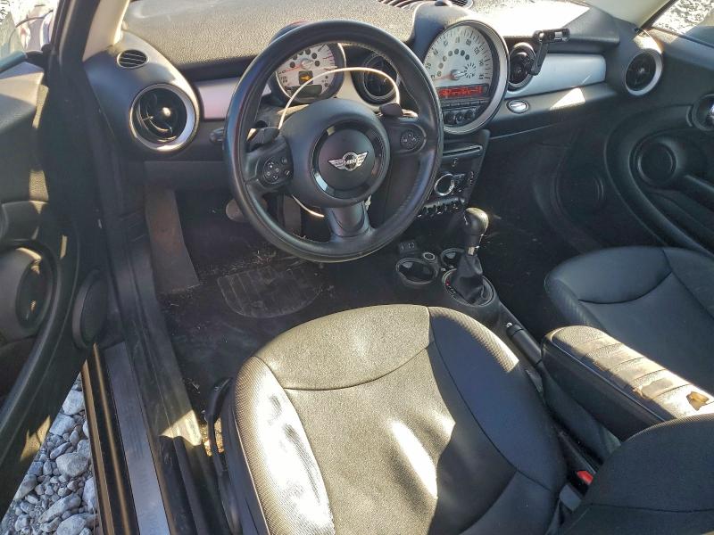 Photo 8 from auction – 2013 MINI COOPER CLU with VIN WMWZF3C54DT489972