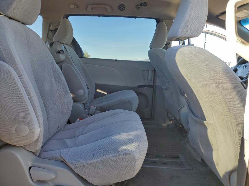 Photo 11 from auction – 2012 TOYOTA SIENNA LE with VIN 5TDKK3DC9CS178080