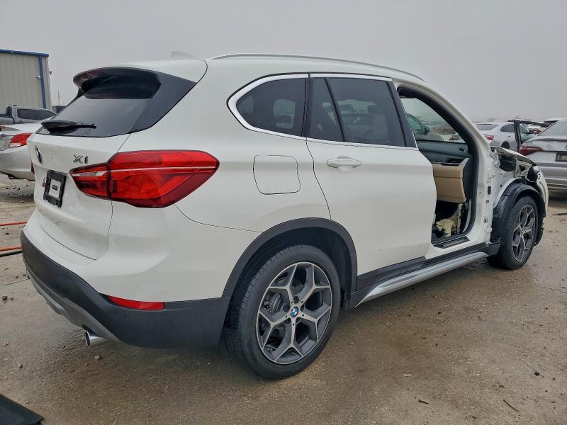 Photo 3 from auction – 2018 BMW X1 XDRIVE2 with VIN WBXHT3C34J5F92630