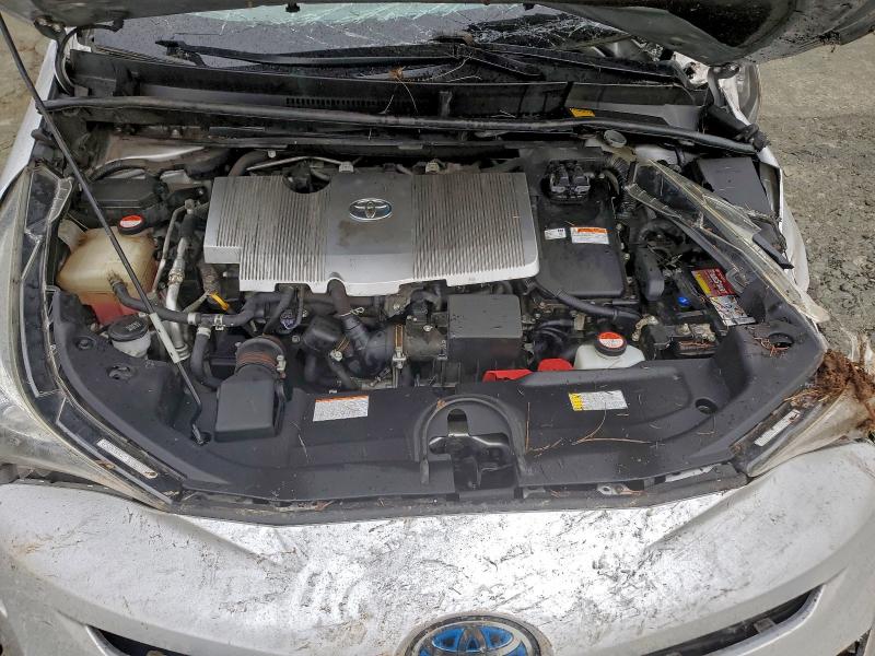 Photo 11 from auction – 2016 TOYOTA PRIUS with VIN JTDKARFU4G3512096