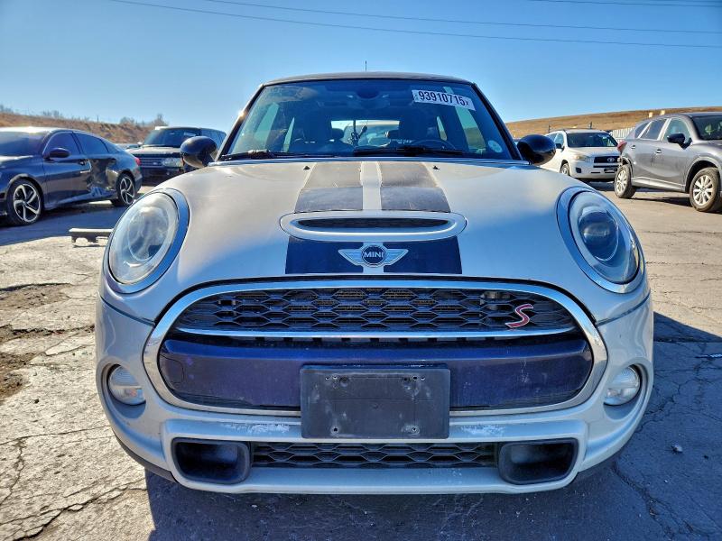 Photo 5 from auction – 2015 MINI COOPER S with VIN WMWXP7C59F2A38897