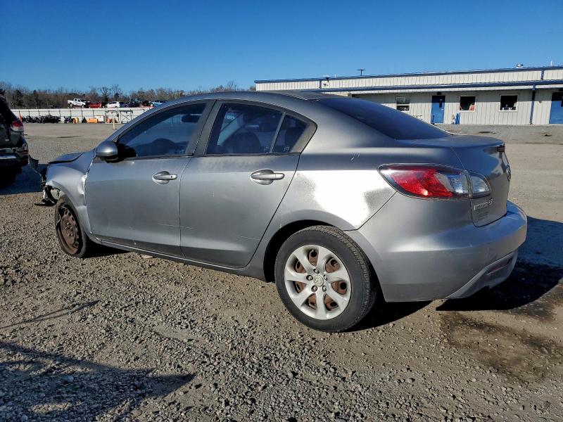 Photo 2 from auction – 2011 MAZDA 3 I with VIN JM1BL1UF9B1413195