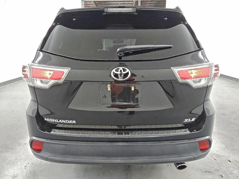 Photo 6 from auction – 2015 TOYOTA HIGHLANDER with VIN 5TDKKRFH2FS074451