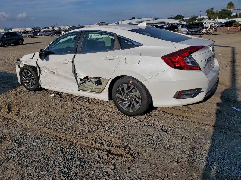 Photo 2 from auction – 2018 HONDA CIVIC EX with VIN 2HGFC2F8XJH570807