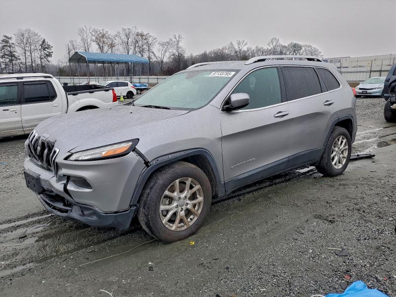 JEEP CHEROKEE 2016 with VIN 1C4PJMCS9GW253728 - Photo from auction