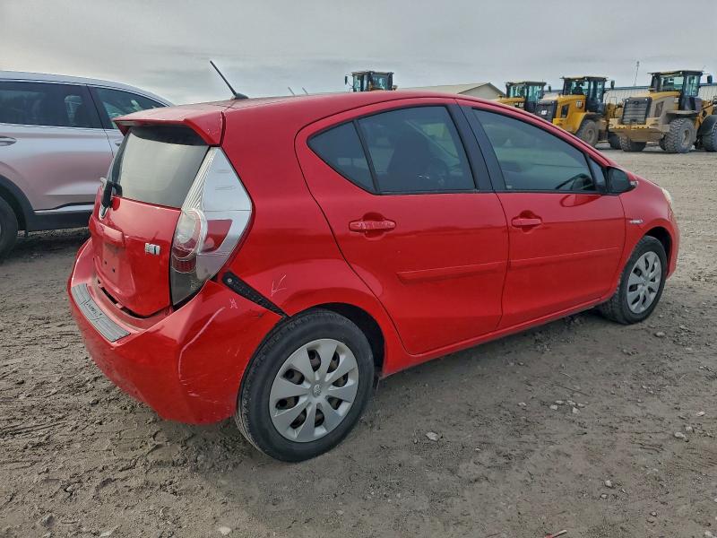 Photo 3 from auction – 2014 TOYOTA PRIUS C with VIN JTDKDTB33E1562322