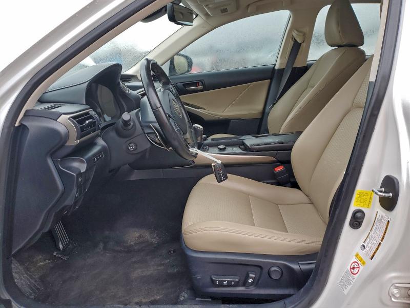 Photo 7 from auction – 2018 LEXUS IS 300 with VIN JTHC81D21J5028237