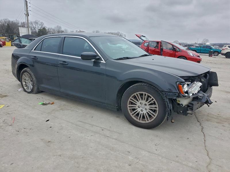 صورة رقم 4 من المزاد - 2014 CHRYSLER 300 S مع VIN 2C3CCABG1EH119204