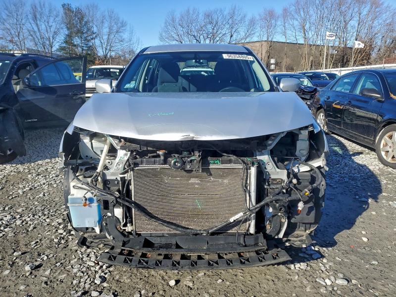Photo 5 from auction – 2016 NISSAN ROGUE S with VIN KNMAT2MV1GP640426