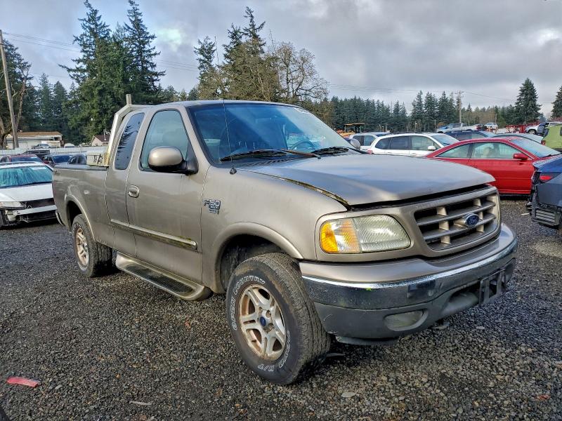 Photo 4 from auction – 2003 FORD F150 with VIN 2FTRX18L03CA21208