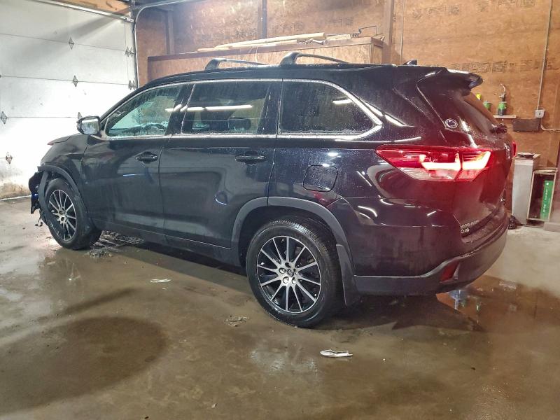 Photo 2 from auction – 2017 TOYOTA HIGHLANDER with VIN 5TDJZRFH6HS385486