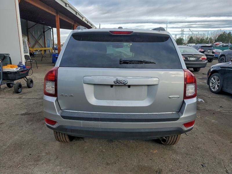 Photo 6 from auction – 2017 JEEP COMPASS LA with VIN 1C4NJDEB6HD154513