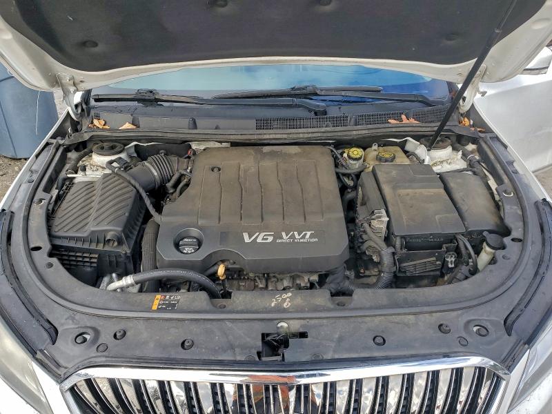 Photo 11 from auction – 2016 BUICK LACROSSE with VIN 1G4GB5G37GF114070